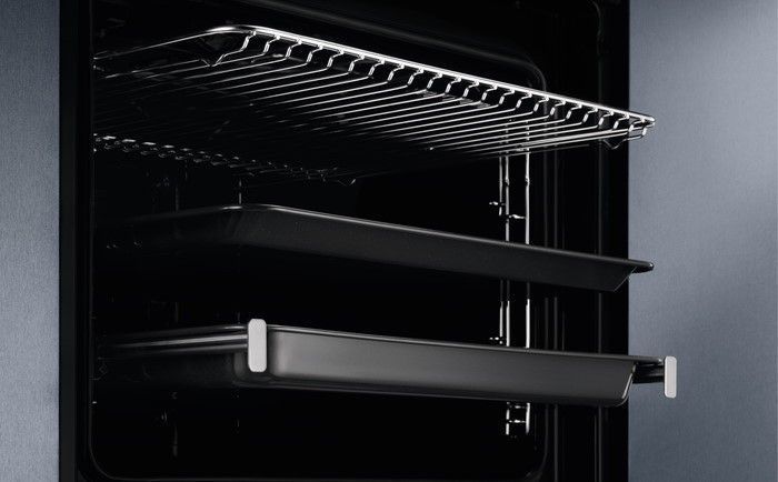 Духовка електрична Electrolux EOF3H50BK 100192 фото